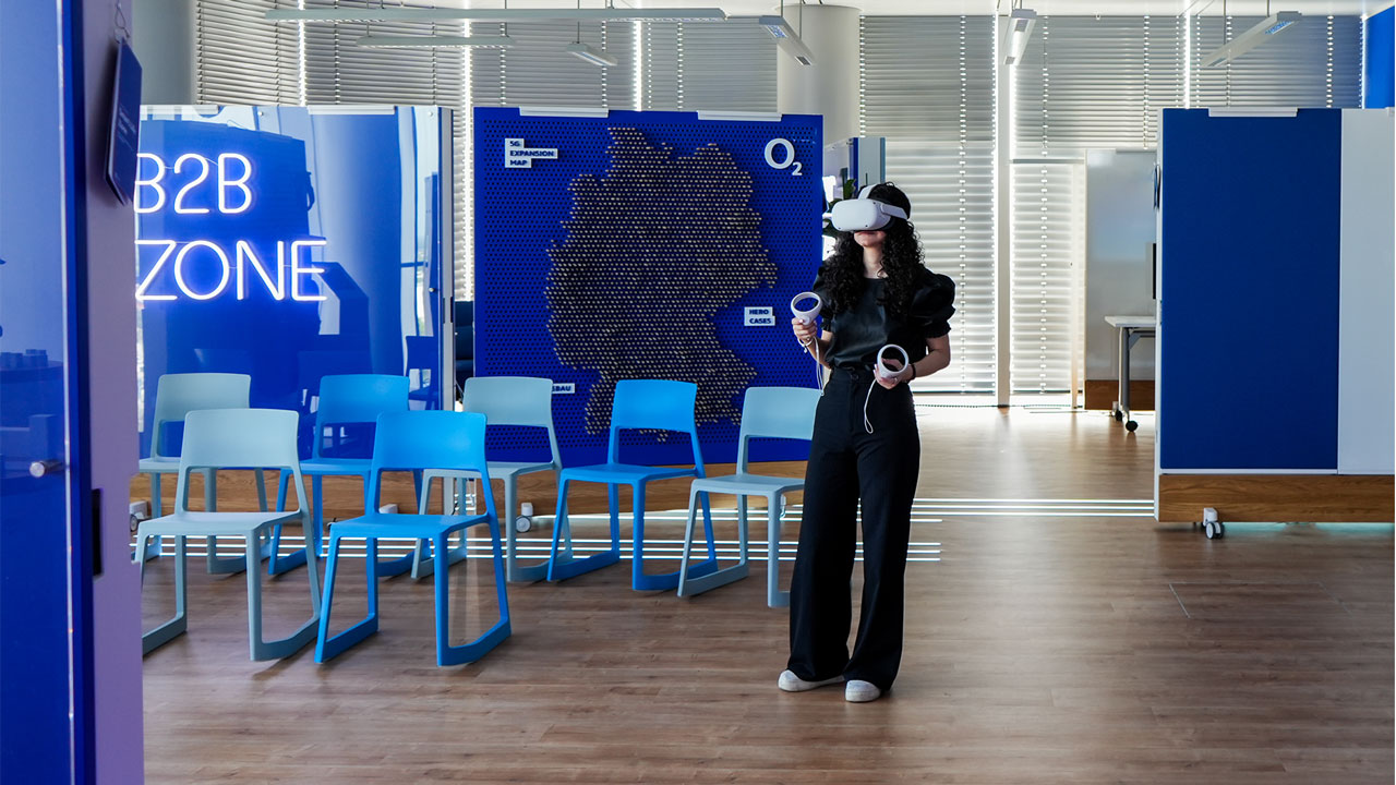 o2 Telefónica Innovation Experience Area, B2B Zone. Link vergrößert das Bild.