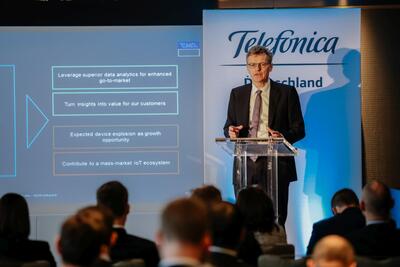 Link enlarges the picture.